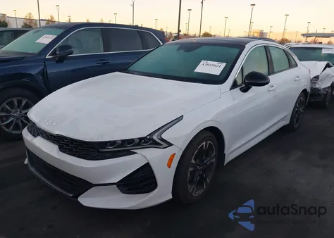 2022 Kia K5 Gt-Line z USA, uszkodzony, nr VIN 5XXG64J26NG111016